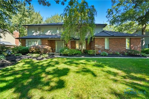 Photo of 5036 Valencia Drive, Toledo, OH 43623 (MLS # 6136972)
