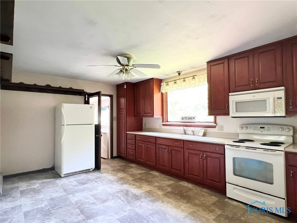 Findlay, Ohio 45840, United States, 4 Bedrooms Bedrooms, ,2 BathroomsBathrooms,Residential,Coming Soon,163123