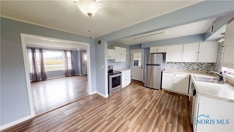 Tiny photo for 933 E Cole Road, Fremont, OH 43420 (MLS # 6136337)