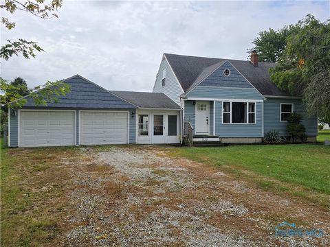 Tiny photo for 933 E Cole Road, Fremont, OH 43420 (MLS # 6136337)