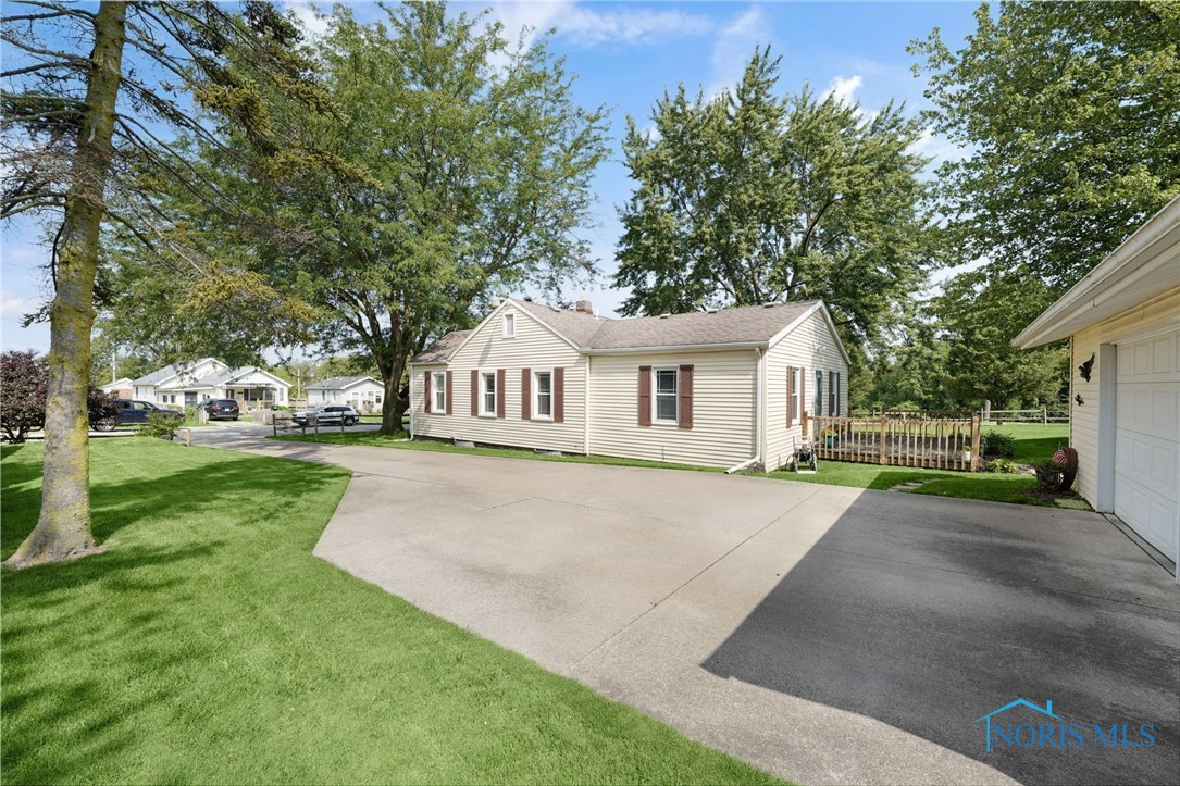 1903 Sharon Drive