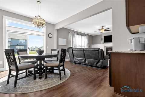 Tiny photo for 3289 Chasenwood Way, Perrysburg, OH 43551 (MLS # 6136070)