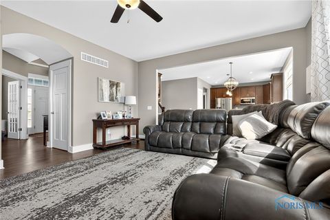 Tiny photo for 3289 Chasenwood Way, Perrysburg, OH 43551 (MLS # 6136070)