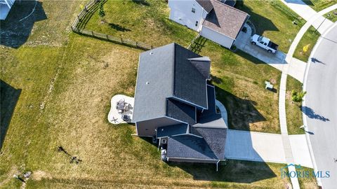 Tiny photo for 3289 Chasenwood Way, Perrysburg, OH 43551 (MLS # 6136070)