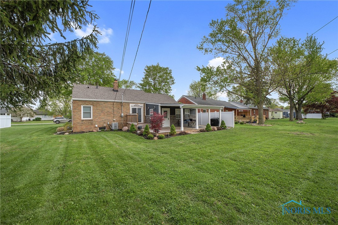 201 Lindsay Avenue, Tiffin, Ohio image 25