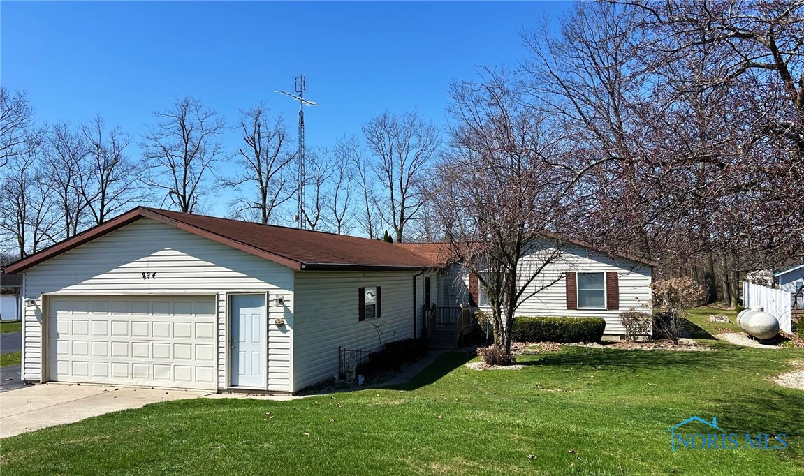 294 Seneca Drive, Montpelier, Ohio image 3