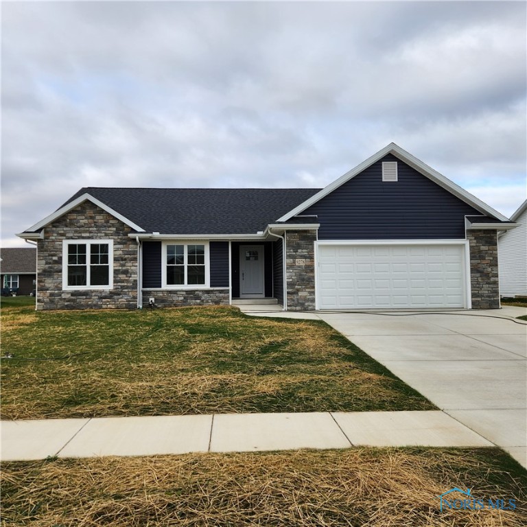 9278 Hiegel Drive, Findlay, Ohio image 1