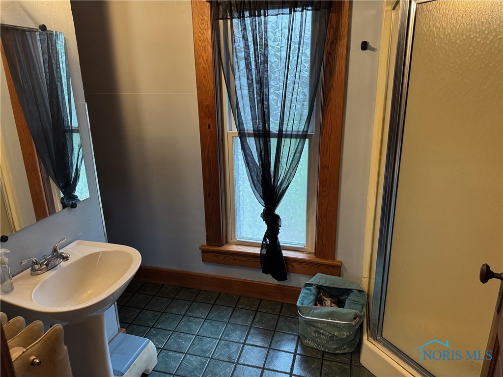 109 E Catherine Street, West Unity, Ohio image 16