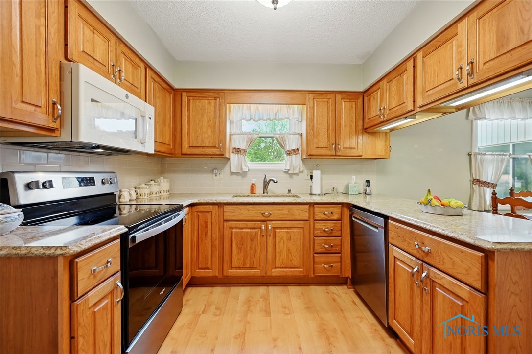 2009 Saratoga Drive, Findlay, Ohio image 10