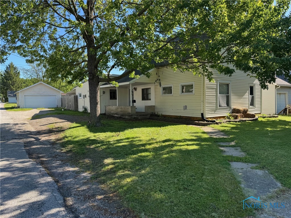 215 E Bryan Street, Bryan, Ohio image 3
