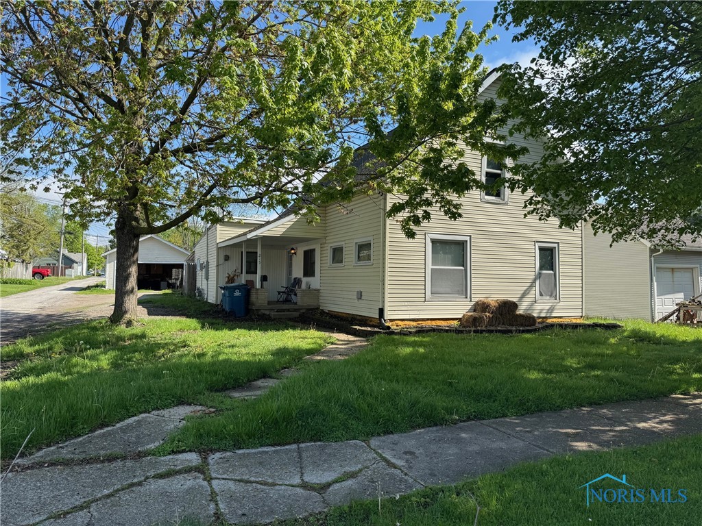 215 E Bryan Street, Bryan, Ohio image 1