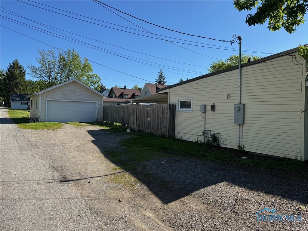 215 E Bryan Street, Bryan, Ohio image 6
