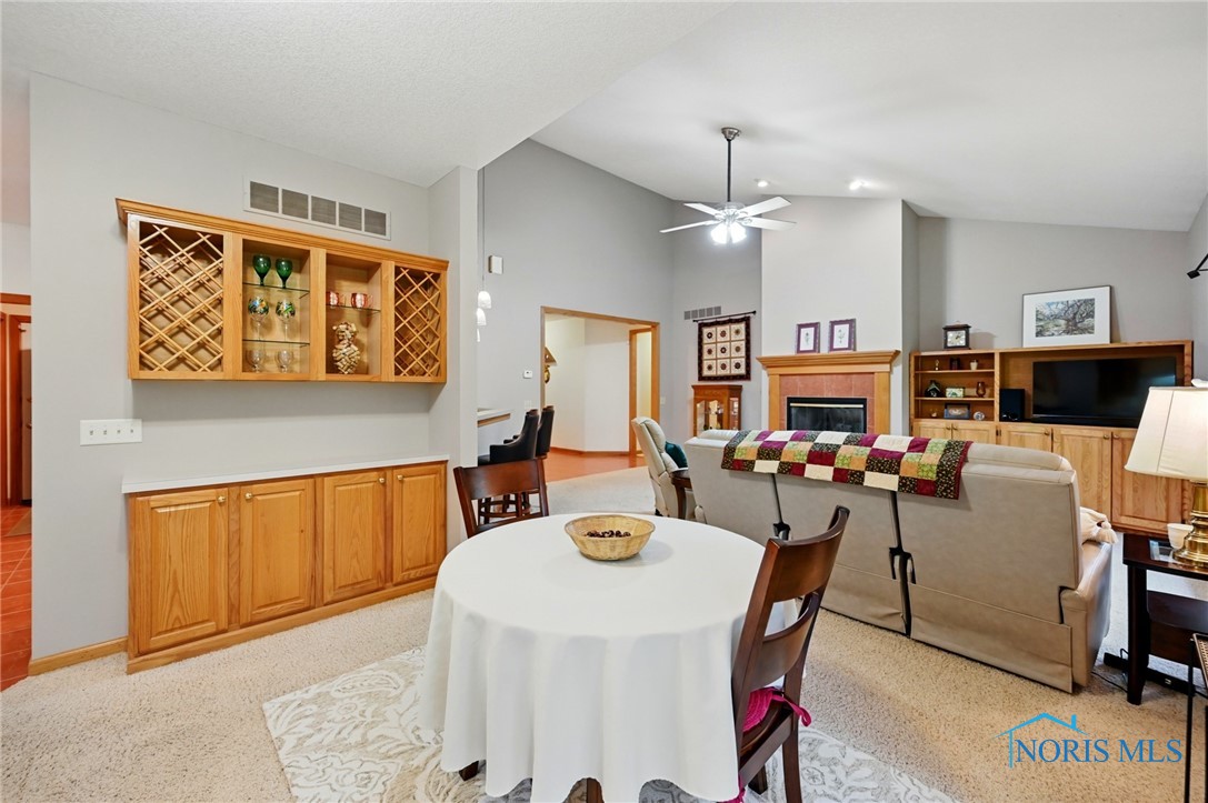 2714 Woodhaven Place, Findlay, Ohio image 18