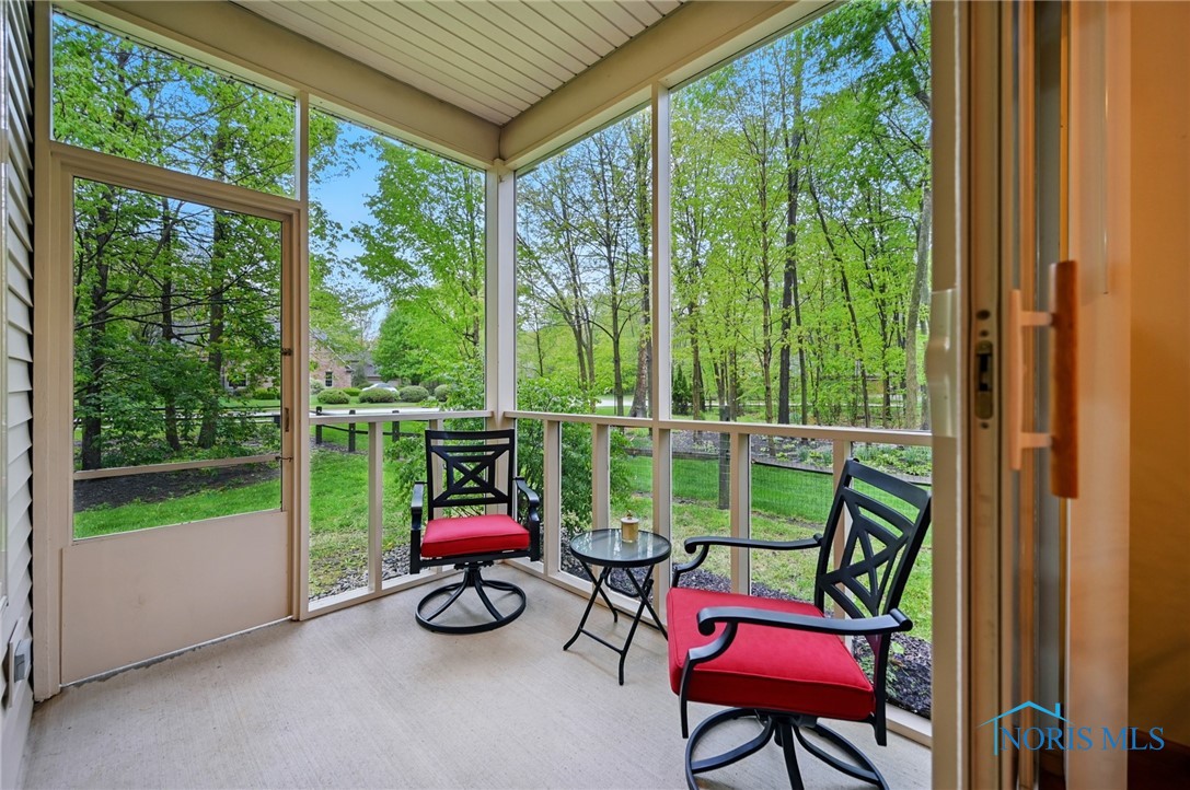 2714 Woodhaven Place, Findlay, Ohio image 23