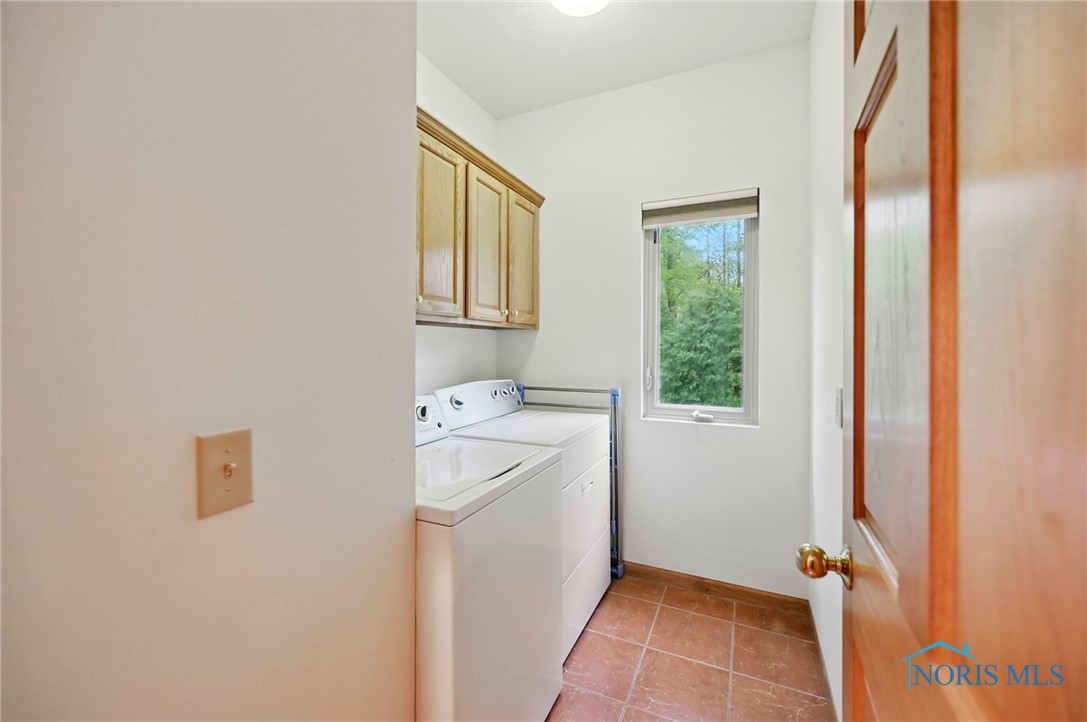 2714 Woodhaven Place, Findlay, Ohio image 38