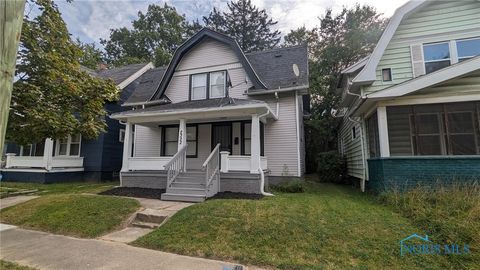 Photo for 2322 Upton Avenue