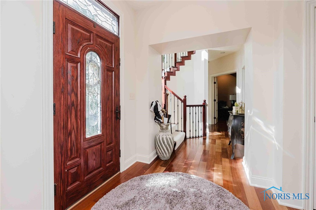 8419 E Woodland Trail