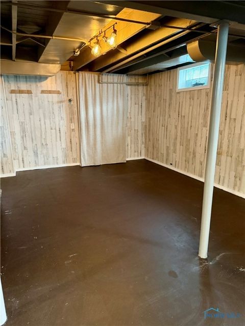 Tiny photo for 3225 Kenwood Boulevard, Toledo, OH 43606 (MLS # 6135672)
