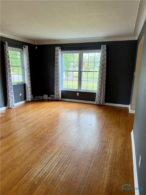 Tiny photo for 3225 Kenwood Boulevard, Toledo, OH 43606 (MLS # 6135672)
