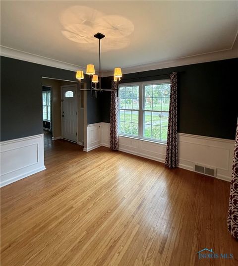 Tiny photo for 3225 Kenwood Boulevard, Toledo, OH 43606 (MLS # 6135672)