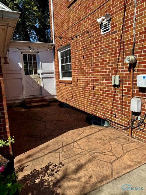 Tiny photo for 3225 Kenwood Boulevard, Toledo, OH 43606 (MLS # 6135672)