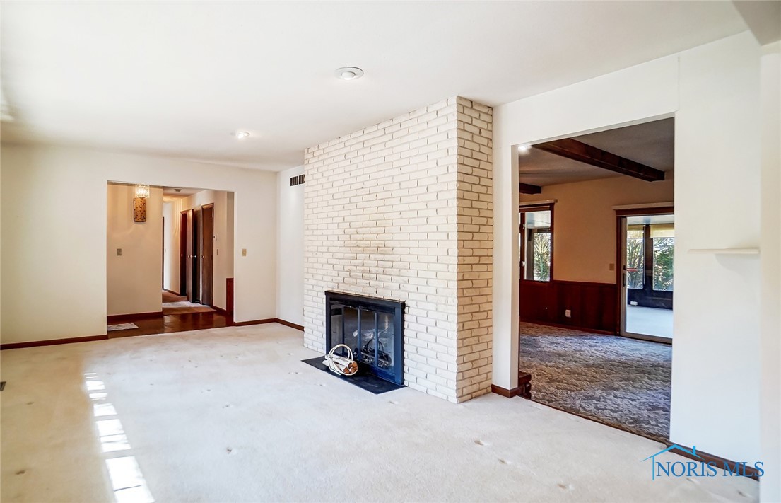 432 Lynshire Lane, Findlay, Ohio image 5