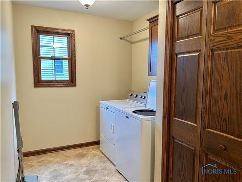 Tiny photo for 157 Oakley Meadow Lane, Tiffin, OH 44883 (MLS # 6136507)