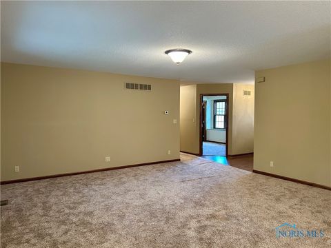 Tiny photo for 157 Oakley Meadow Lane, Tiffin, OH 44883 (MLS # 6136507)