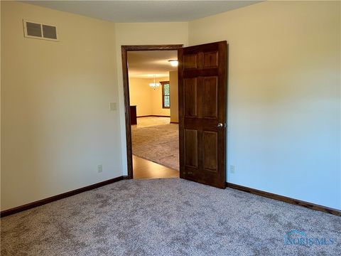 Tiny photo for 157 Oakley Meadow Lane, Tiffin, OH 44883 (MLS # 6136507)