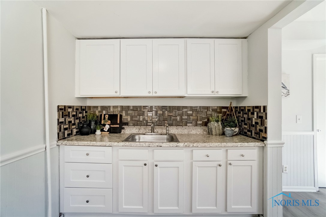 5422 Merriman Drive, Sylvania, Ohio image 8