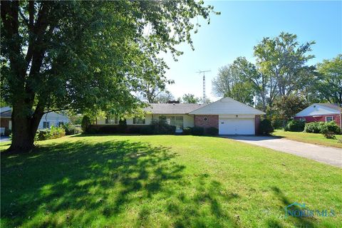 Tiny photo for 4225 Talwood Ln Ln, Toledo, OH 43606 (MLS # 6136938)