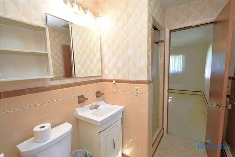 Tiny photo for 4225 Talwood Ln Ln, Toledo, OH 43606 (MLS # 6136938)