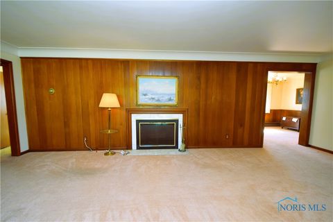 Tiny photo for 4225 Talwood Ln Ln, Toledo, OH 43606 (MLS # 6136938)