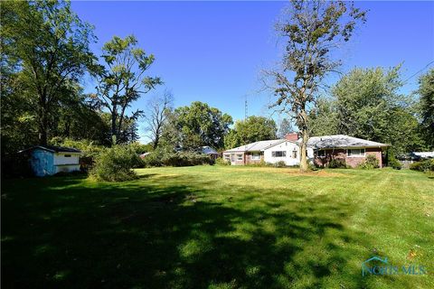 Tiny photo for 4225 Talwood Ln Ln, Toledo, OH 43606 (MLS # 6136938)