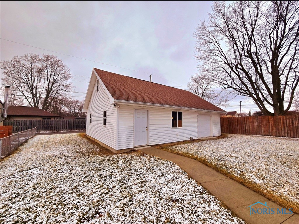 1934 Geffs Avenue, Findlay, Ohio image 2