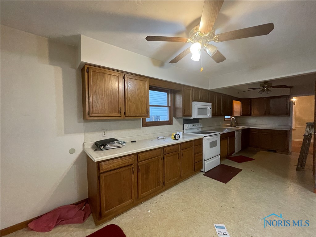 3721 Kershaw Avenue, Toledo, Ohio image 8