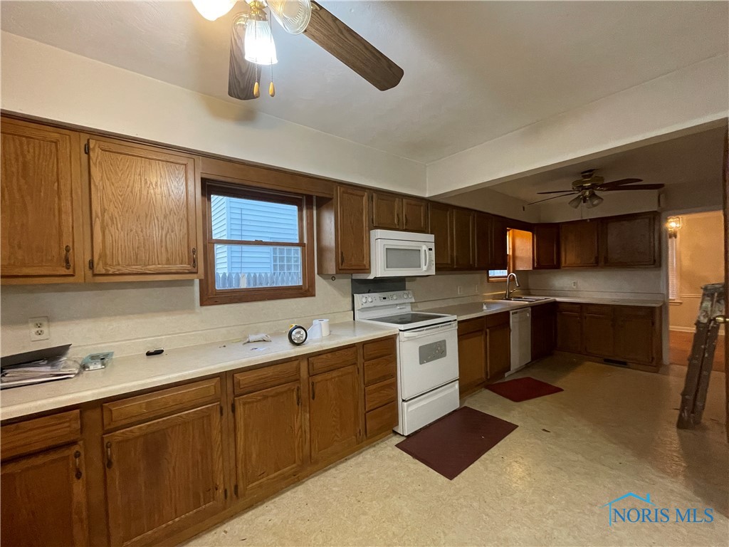 3721 Kershaw Avenue, Toledo, Ohio image 7