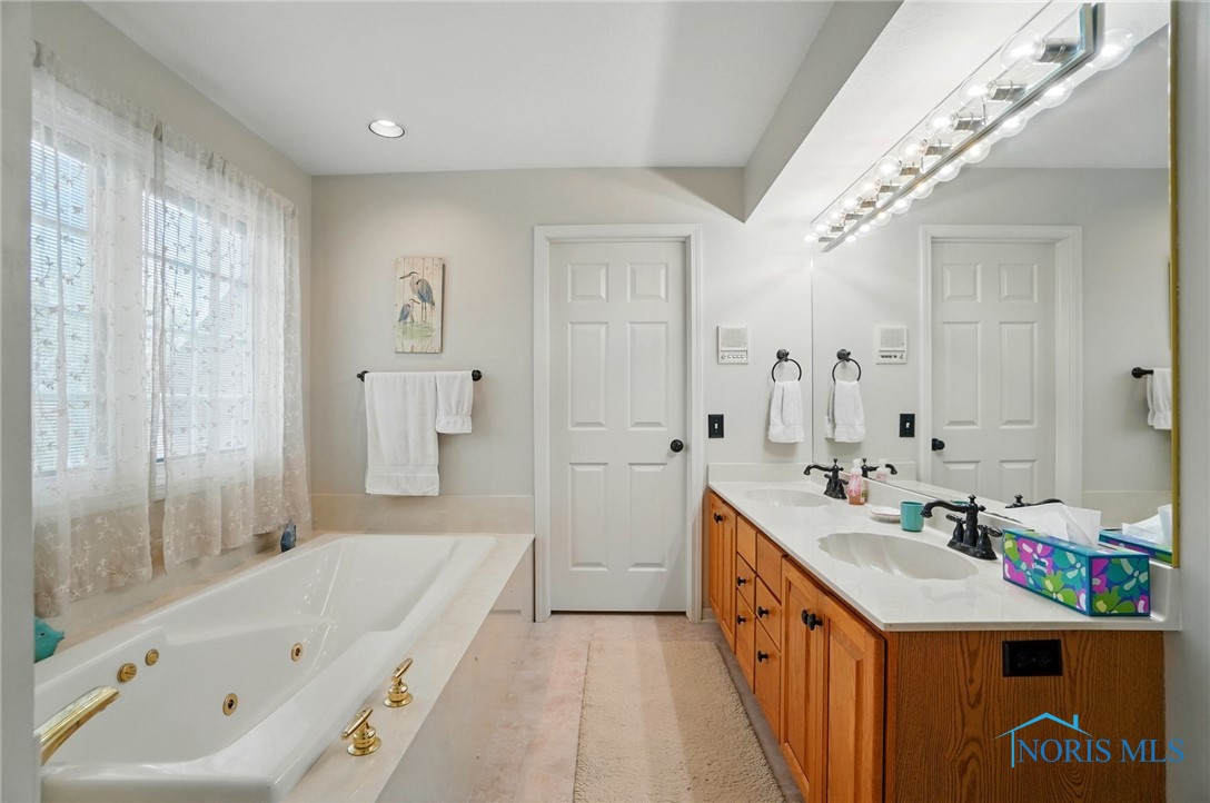 29213 Belmont Farm Road, Perrysburg, Ohio image 33