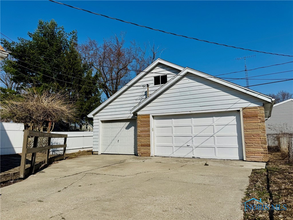 617 Williamsville Avenue, Toledo, Ohio image 2