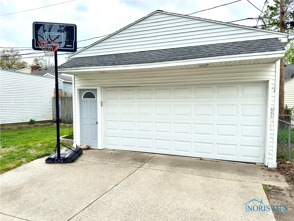 3823 Garrison Road, Toledo, Ohio image 33