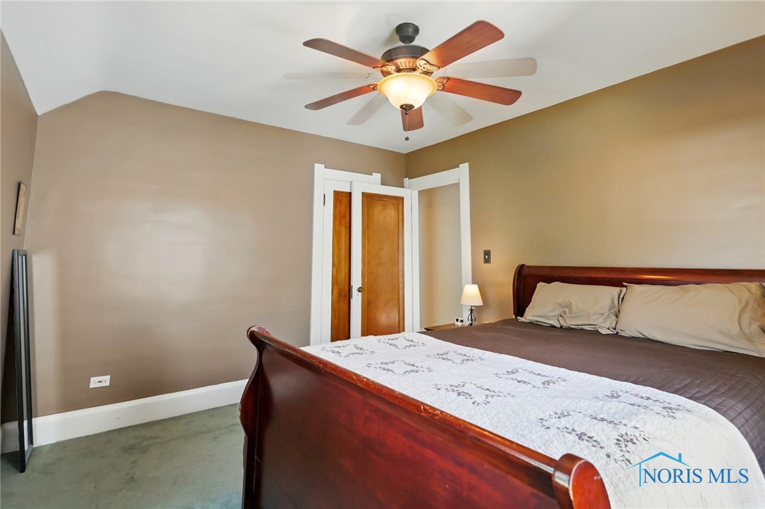 3823 Garrison Road, Toledo, Ohio image 21