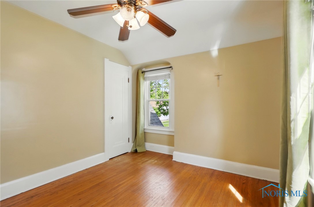 3823 Garrison Road, Toledo, Ohio image 18