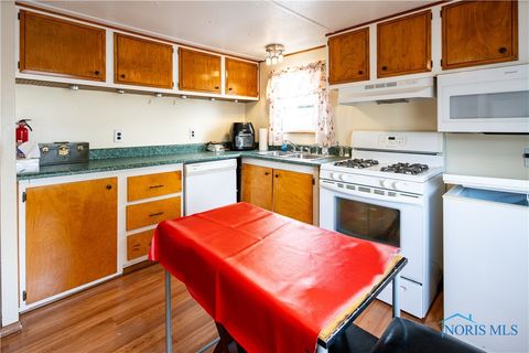 Tiny photo for 1730 Port Clinton Street #33, Fremont, OH 43420 (MLS # 6136137)