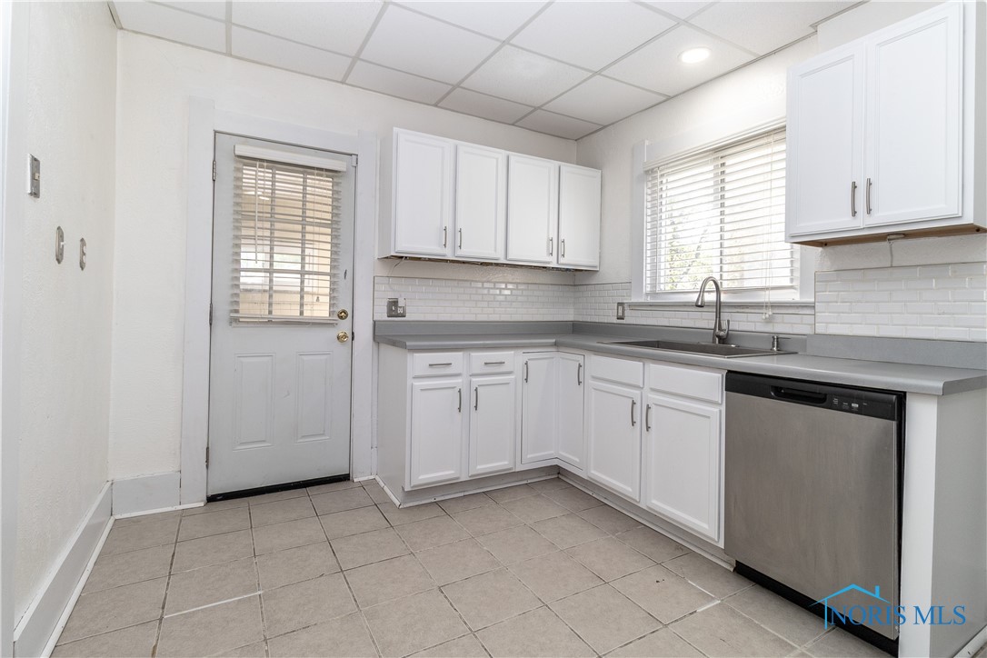 4202 Asbury Drive, Toledo, Ohio image 13