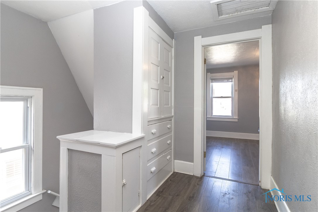 4202 Asbury Drive, Toledo, Ohio image 17