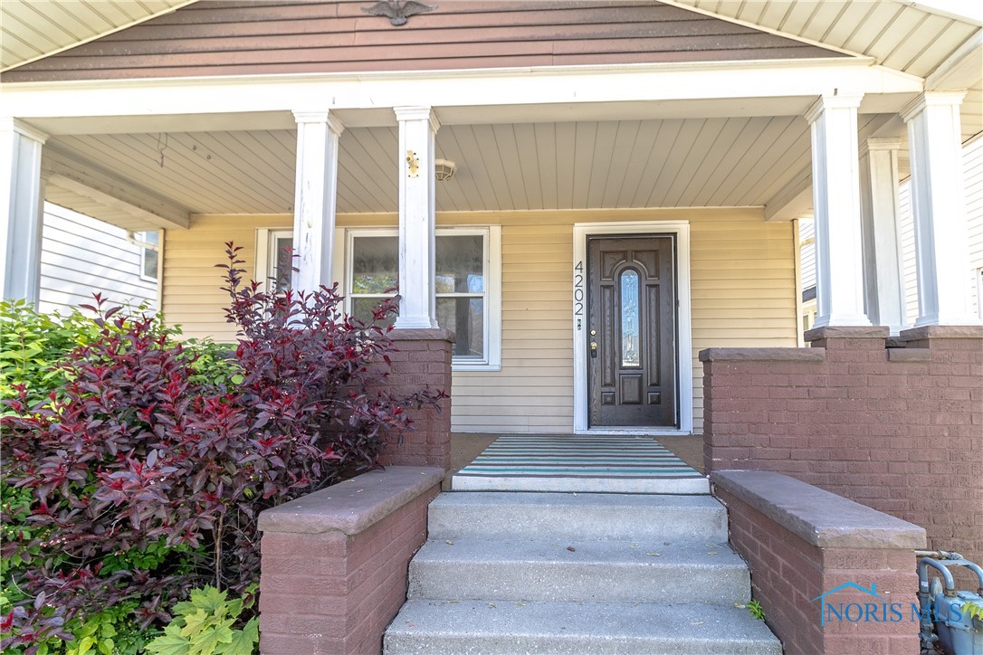 4202 Asbury Drive, Toledo, Ohio image 3