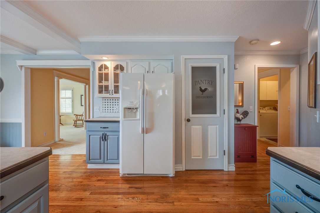 4351 N Watercrest Drive, Toledo, Ohio image 16