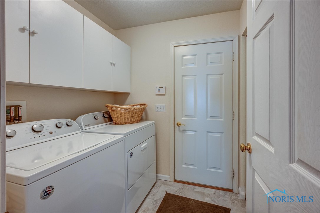 4351 N Watercrest Drive, Toledo, Ohio image 32