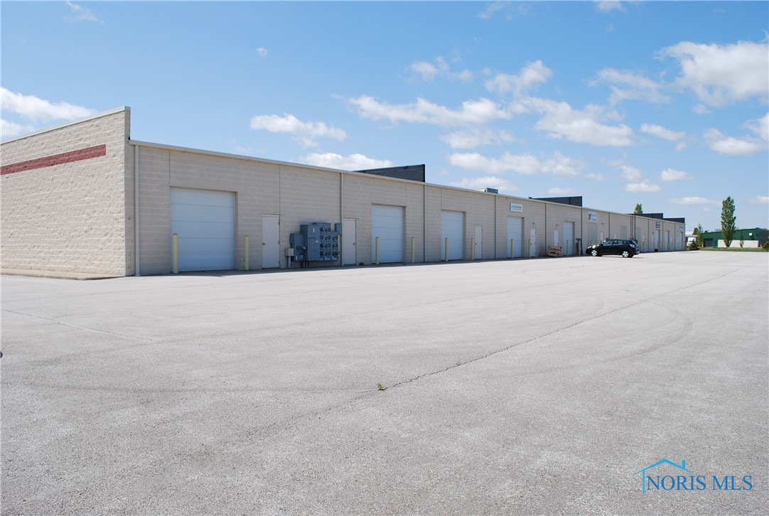 2401 Sawmill Parkway