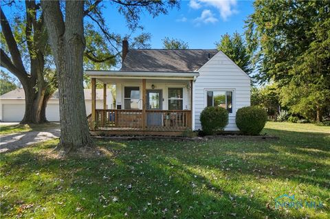 Photo of 104 Revere Road, Walbridge, OH 43465 (MLS # 6135993)